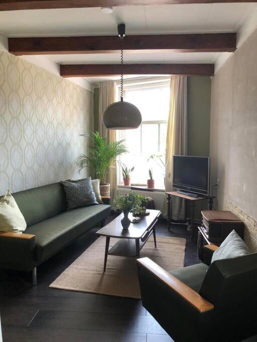 De Scheve Deur Villa Vollenhove ภายนอก รูปภาพ